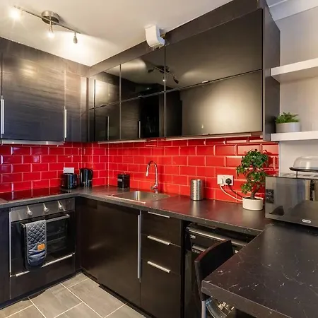 Inviting 2bd Flat 15 Mins From Heart Of Dublin!